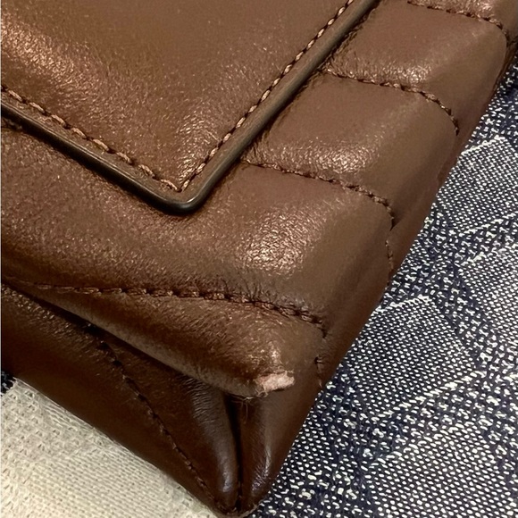 Tory Burch Kira Chevron chain wallet - Picture 5 of 8